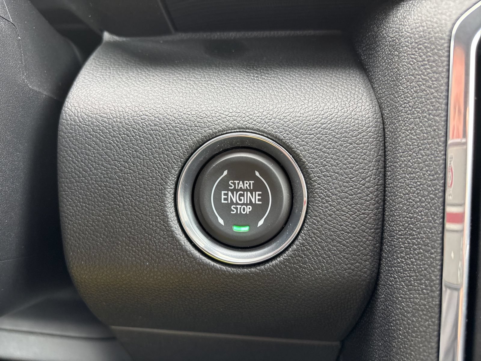New 2026 GMC Acadia Elevation w/ Elevation Premium Package FWD image 32