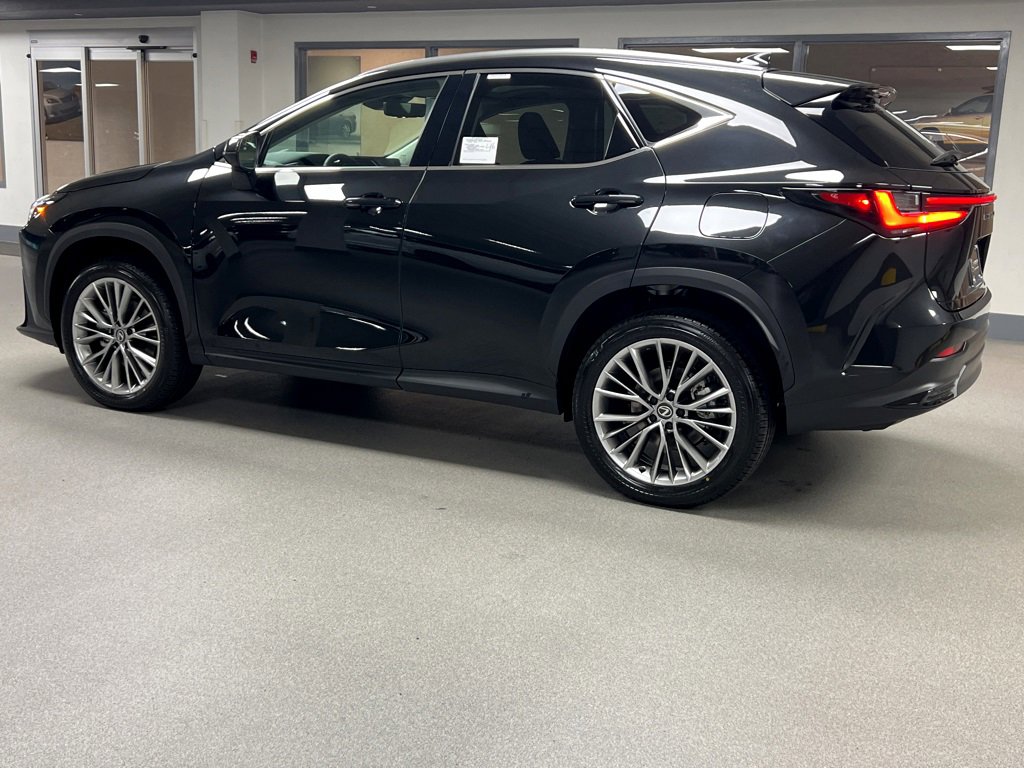 New 2026 Lexus NX 350h AWD w/ Premium Package image 5