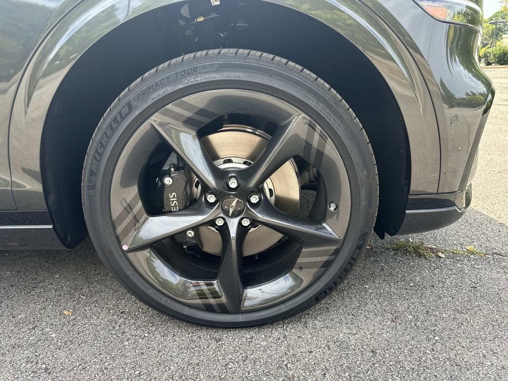 New 2026 Genesis GV70 3.5T Sport Prestige image 9