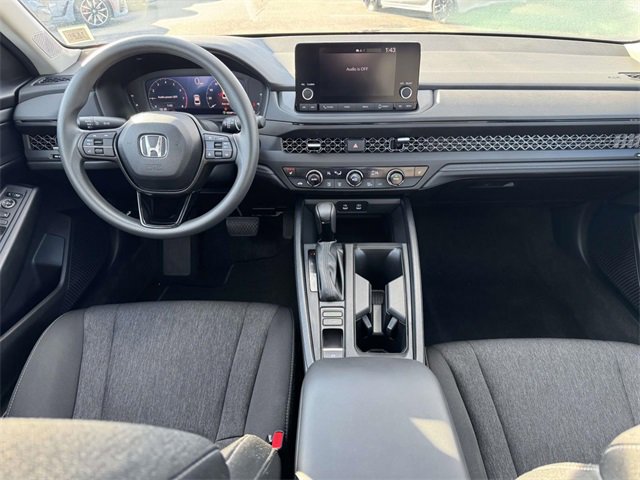 Certified 2023 Honda Accord EX image 11