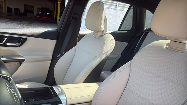 Certified 2024 Mercedes-Benz GLC 300 4MATIC image 28