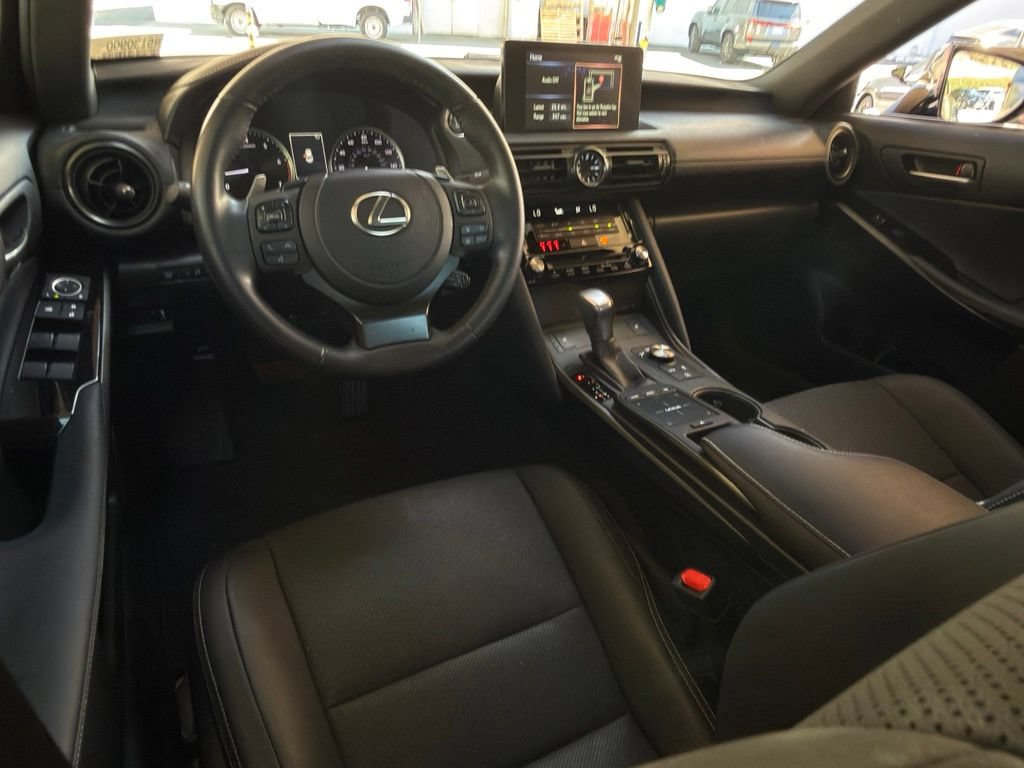 Certified 2024 Lexus IS 300 F Sport RWD image 10