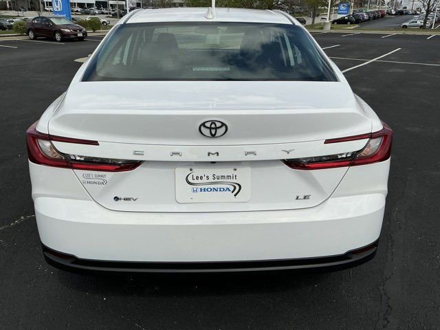 Used 2025 Toyota Camry LE FWD image 4