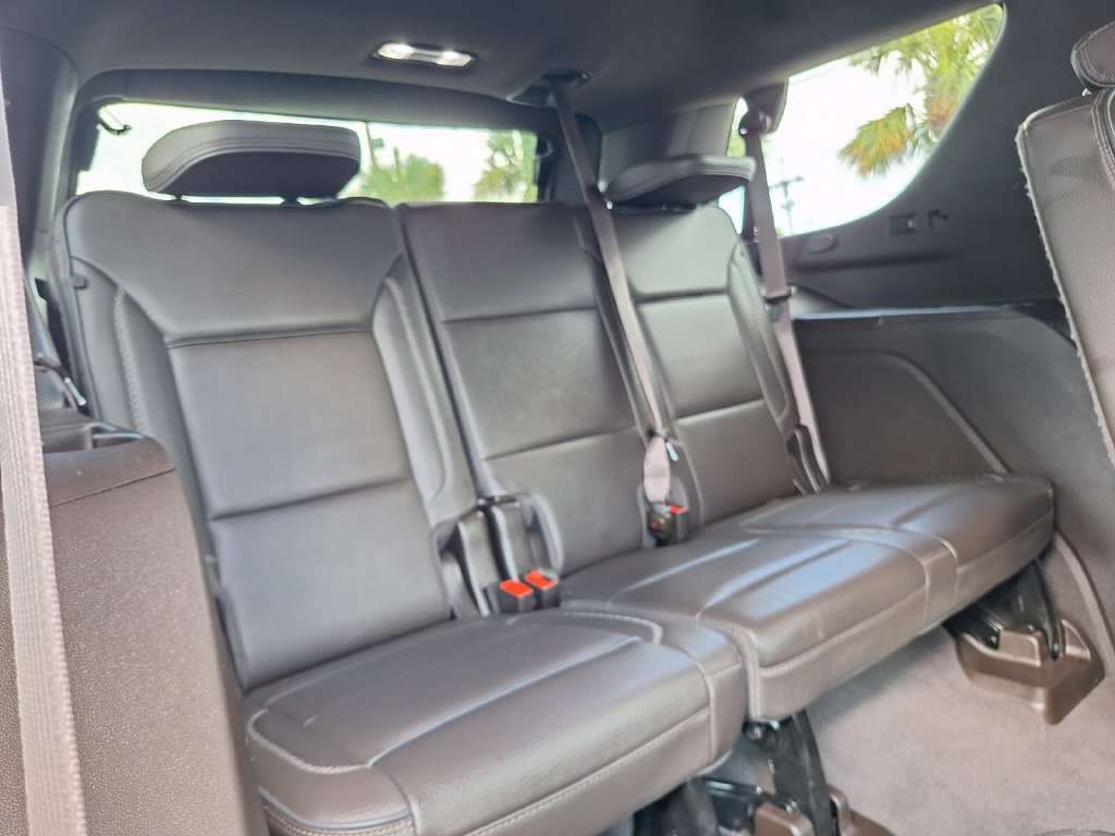 Used 2023 GMC Yukon Denali AWD/4WD image 32