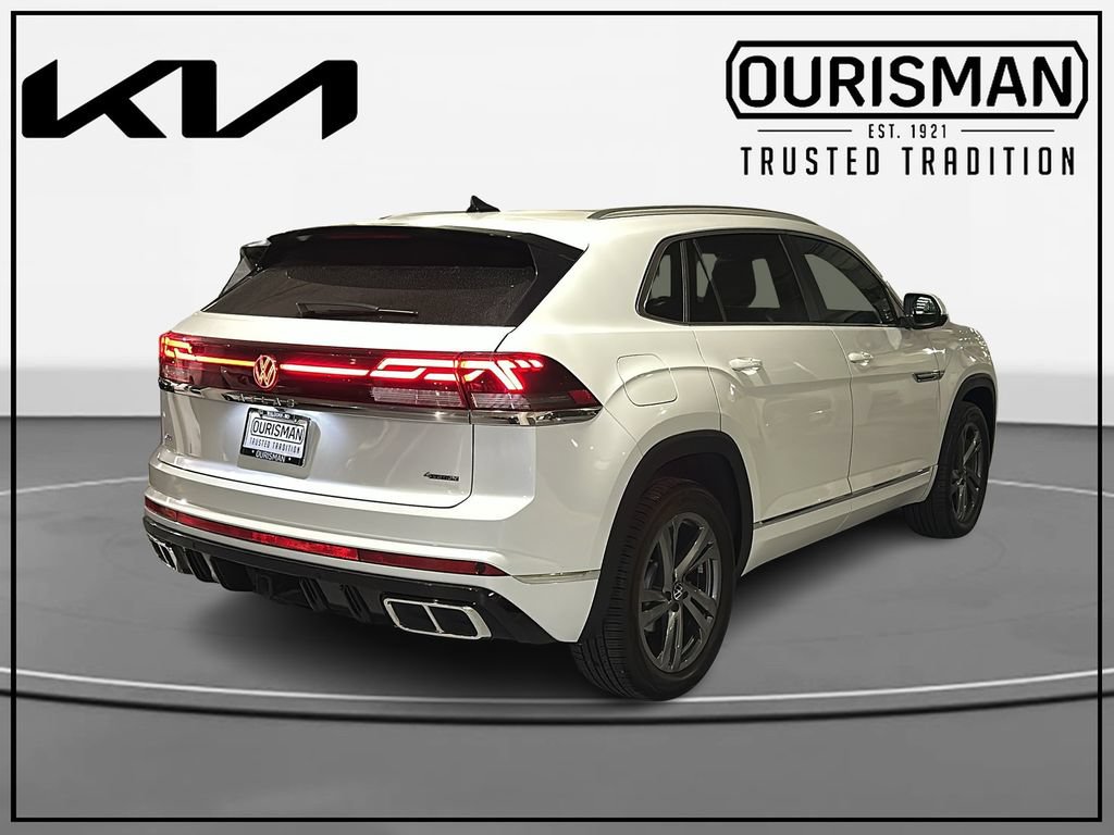 Used 2024 Volkswagen Atlas Cross Sport SEL R-Line AWD/4WD image 4