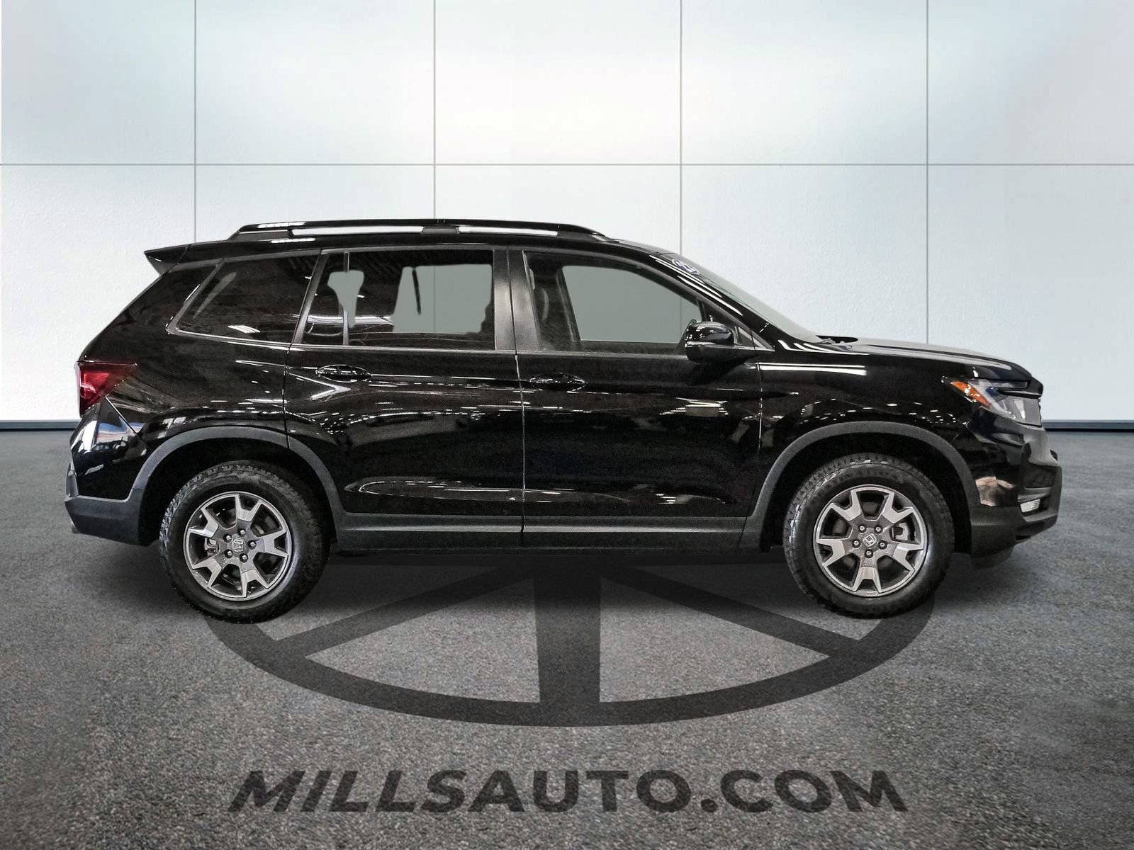 Used 2022 Honda Passport TrailSport image 9