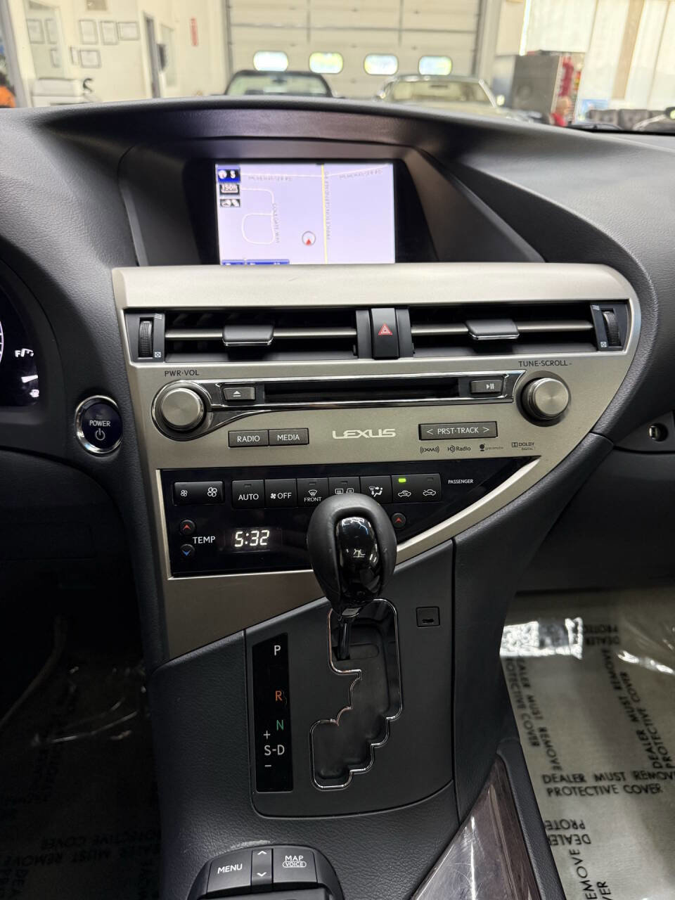 Used 2015 Lexus RX 450h AWD image 25