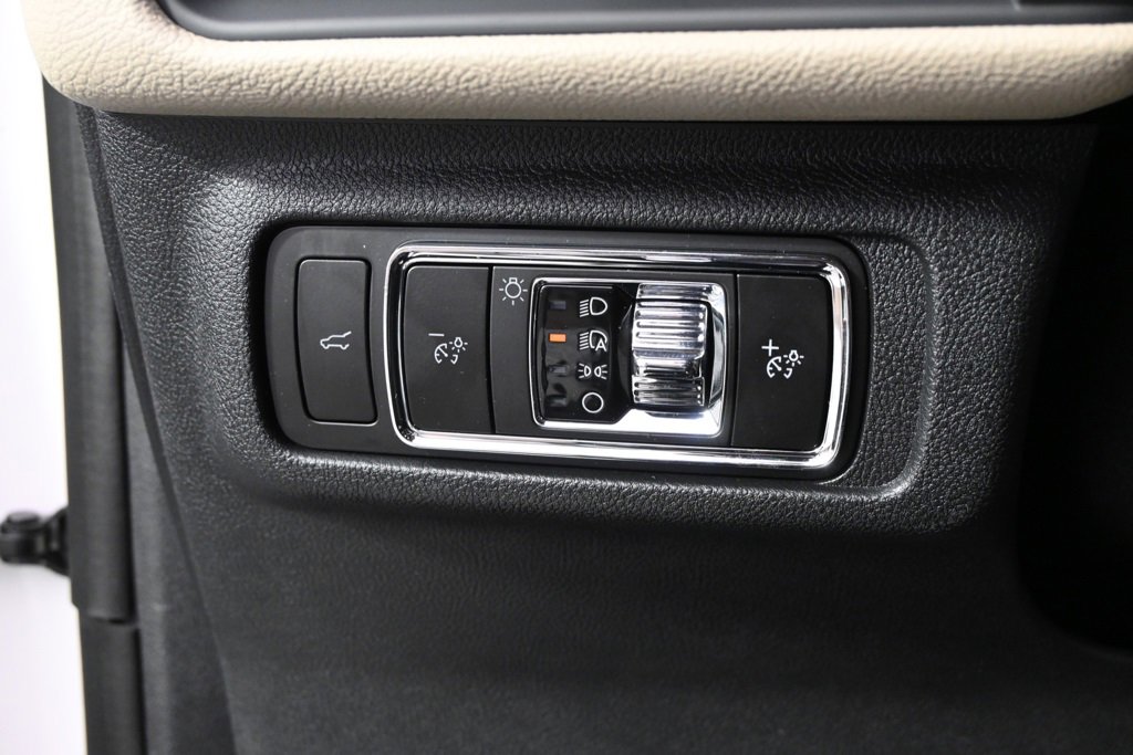 New 2026 Lincoln Corsair Reserve image 24