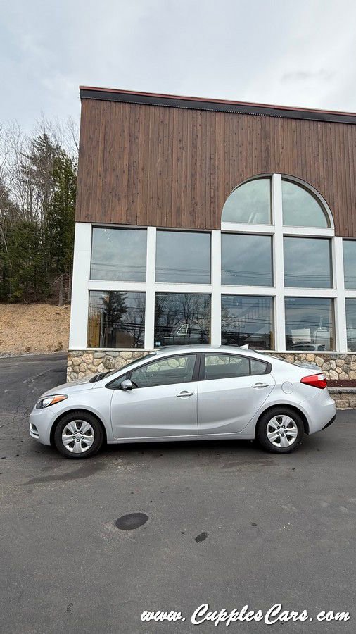 Used 2015 Kia Forte LX image 26