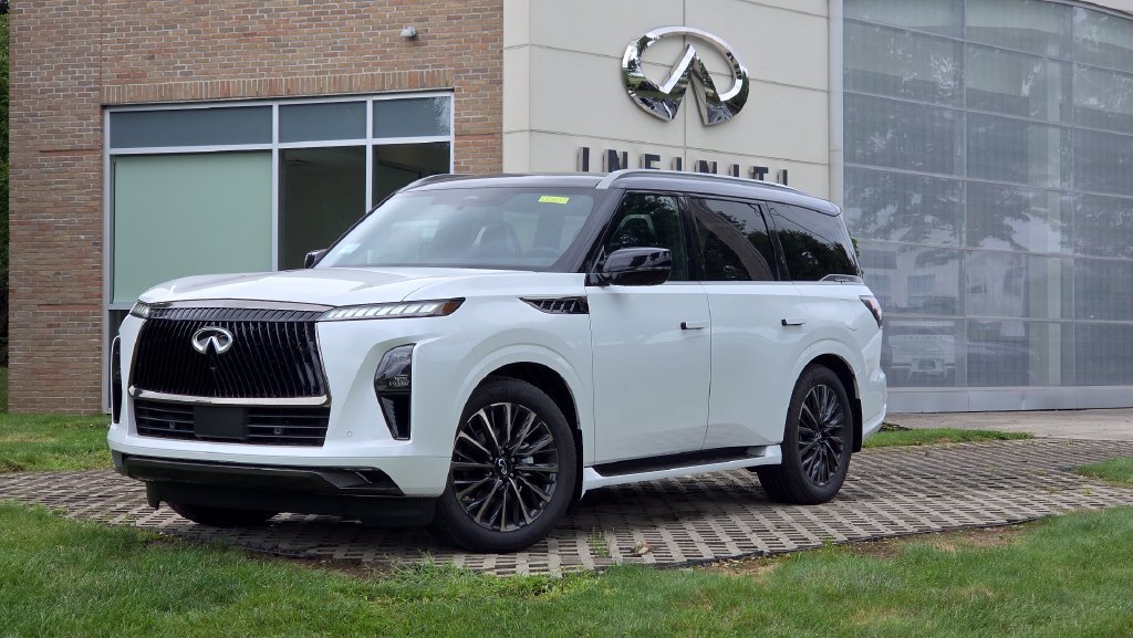 New 2026 INFINITI QX80 Autograph AWD/4WD image 2