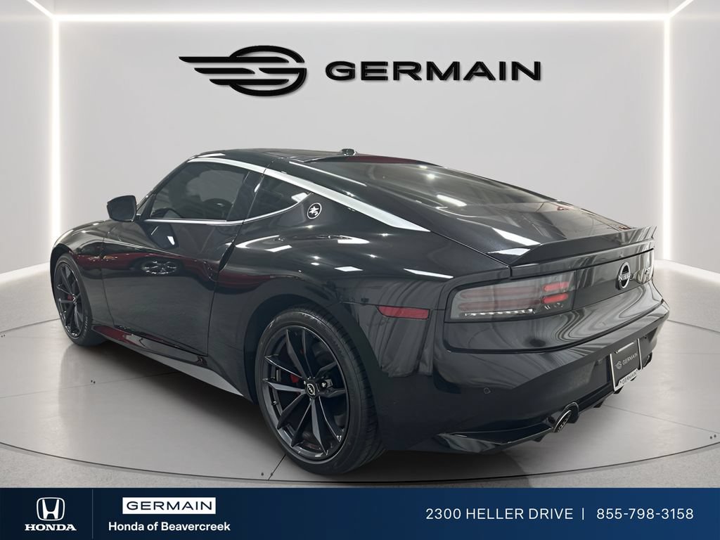 Used 2024 Nissan Z Performance w/ Floor Mat Package RWD image 6