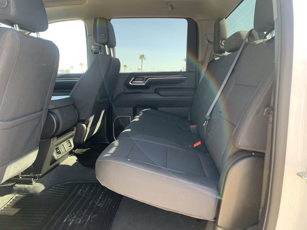 Certified 2025 Chevrolet Silverado 2500 LT w/ Convenience Package image 24