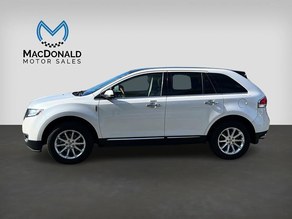 Used 2015 Lincoln MKX FWD w/ Equipment Group 102A image 4