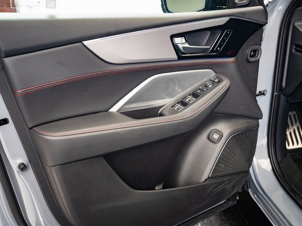 Certified 2025 Acura MDX A-Spec image 26