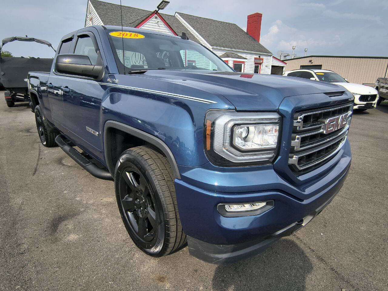 Used 2018 GMC Sierra 1500 4x4 Double Cab w/ Elevation Edition image 4
