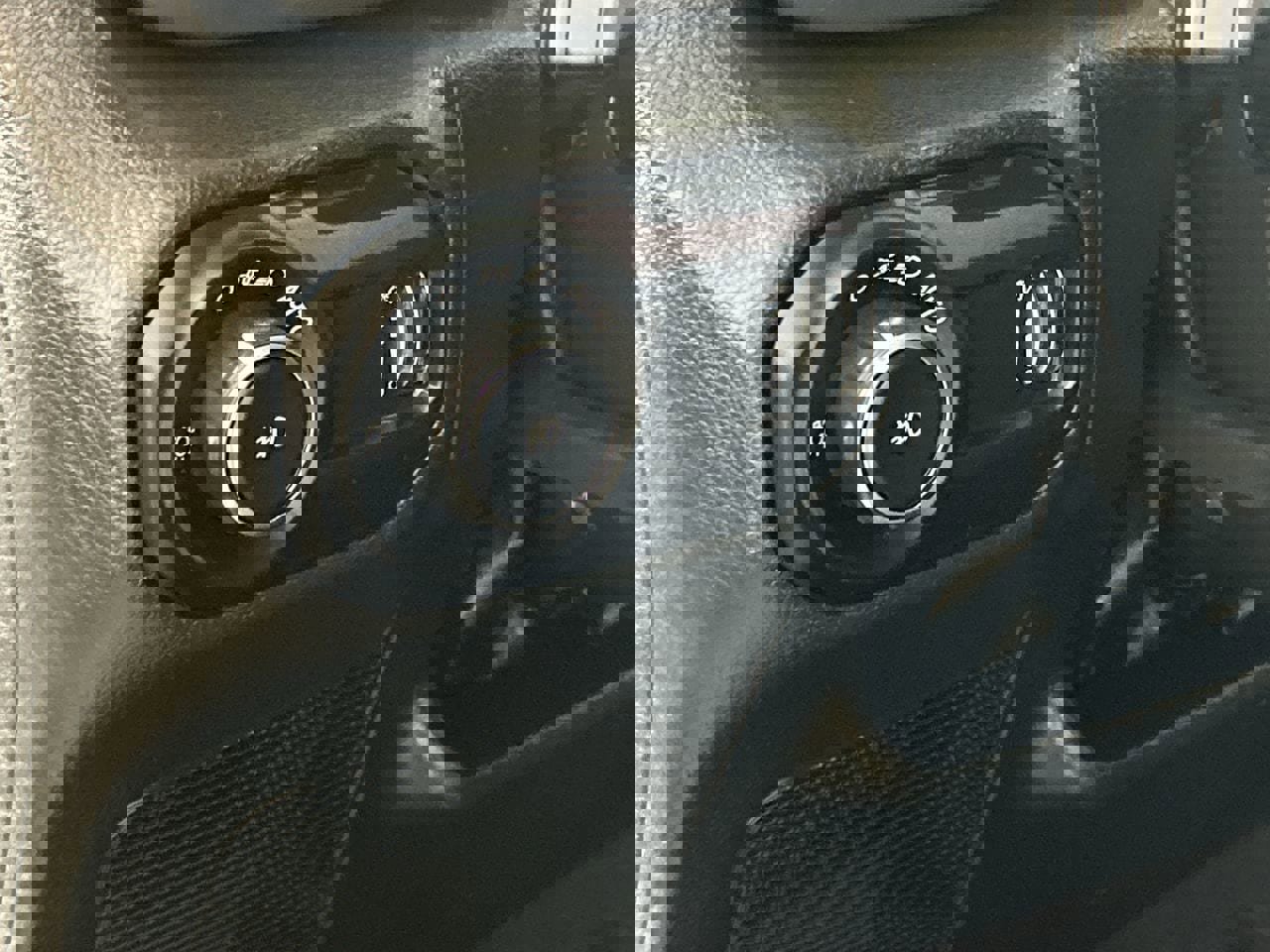 Used 2023 Jeep Wrangler Sport S image 11