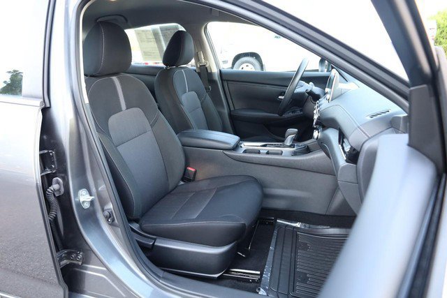 Certified 2025 Nissan Sentra SV FWD image 23