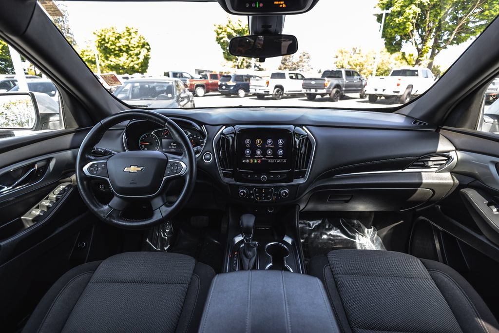Used 2022 Chevrolet Traverse LT AWD/4WD image 22