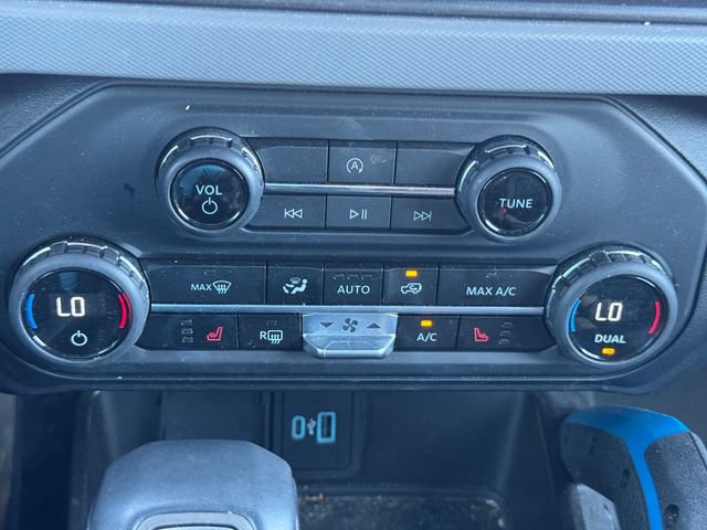 Used 2023 Ford Bronco Black Diamond AWD/4WD image 34