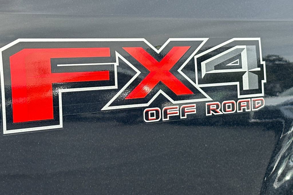 Used 2017 Ford F350 Lariat w/ Lariat Ultimate Package image 33