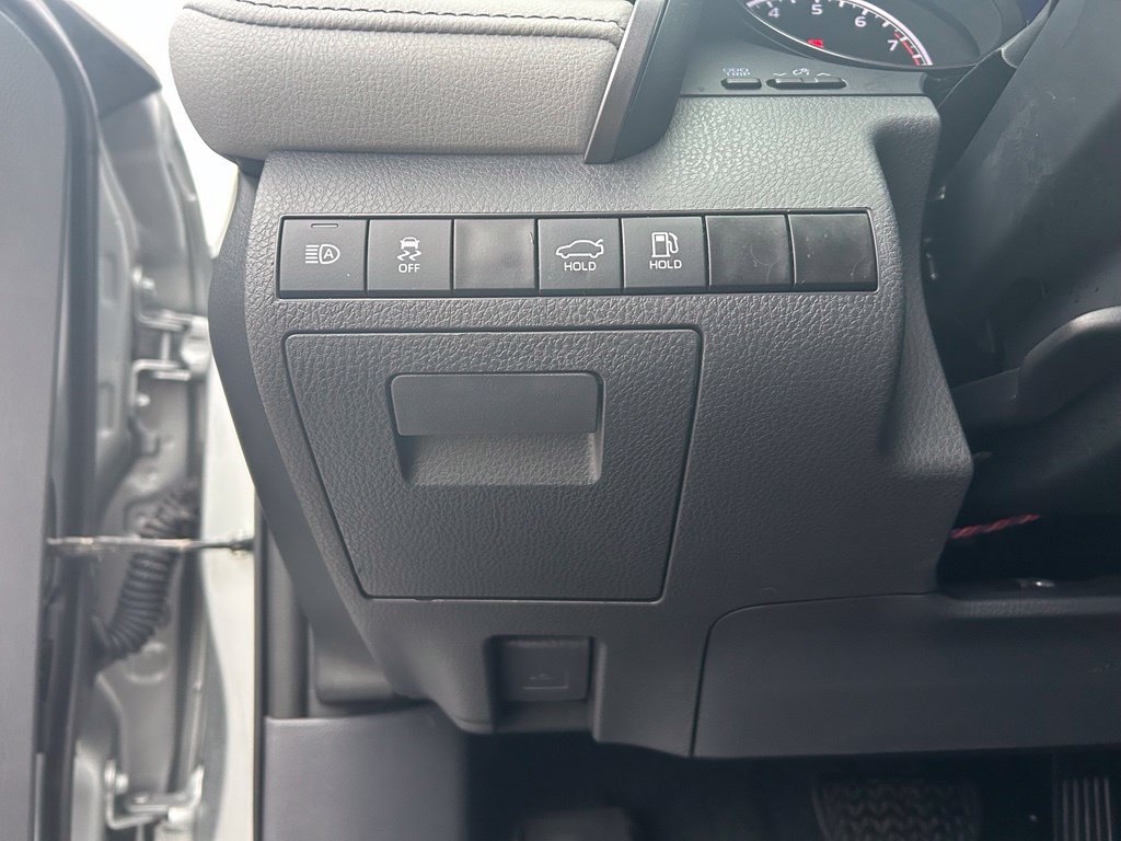 Used 2023 Toyota Camry SE AWD/4WD image 18