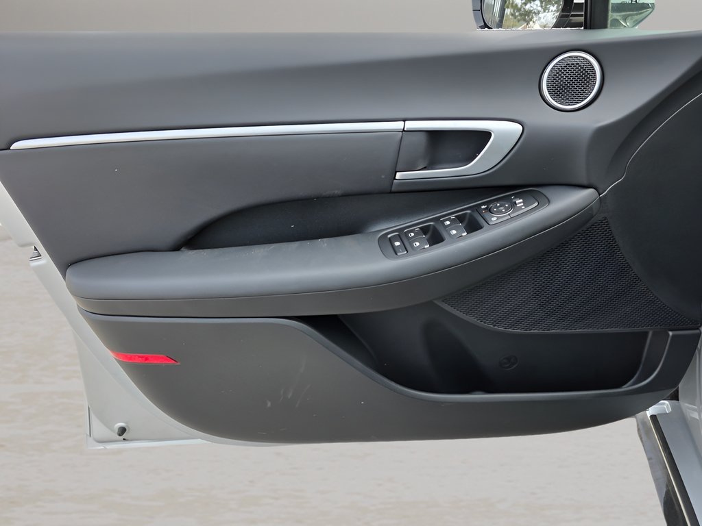 New 2026 Hyundai Sonata SEL FWD image 12