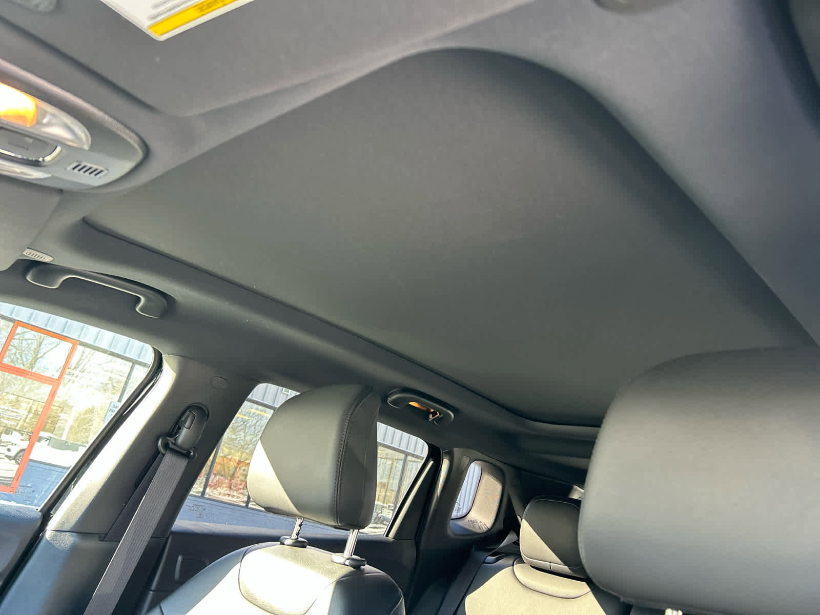 Used 2025 Jeep Compass Limited w/ Sun & Sound Group image 32