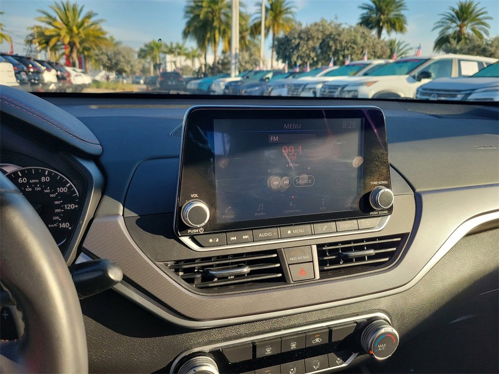 Certified 2023 Nissan Altima 2.5 SR image 21