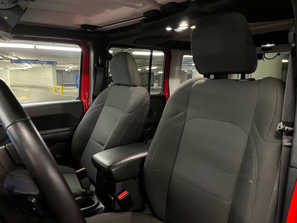 Used 2021 Jeep Wrangler Unlimited Sport image 14