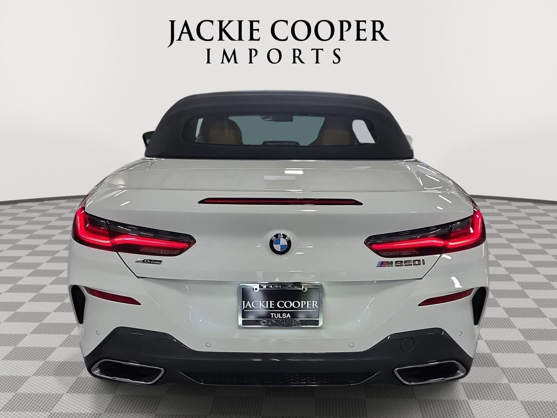 Used 2019 BMW M850i xDrive Convertible w/ Driver Assistance Package image 6