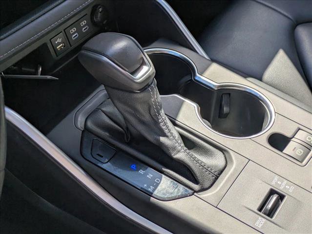 Used 2022 Toyota Highlander XLE image 17