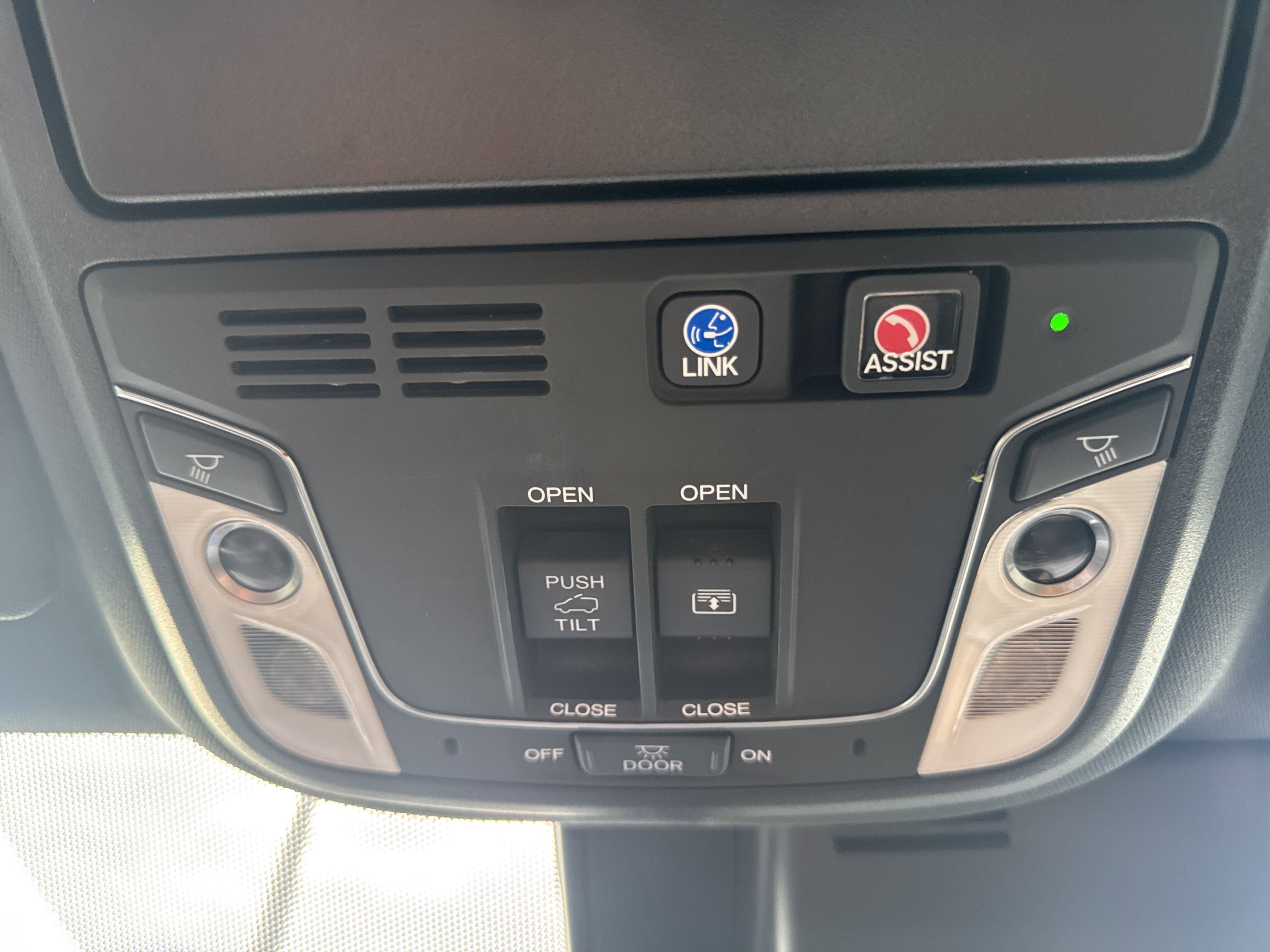 Used 2022 Honda Pilot Black Edition image 23