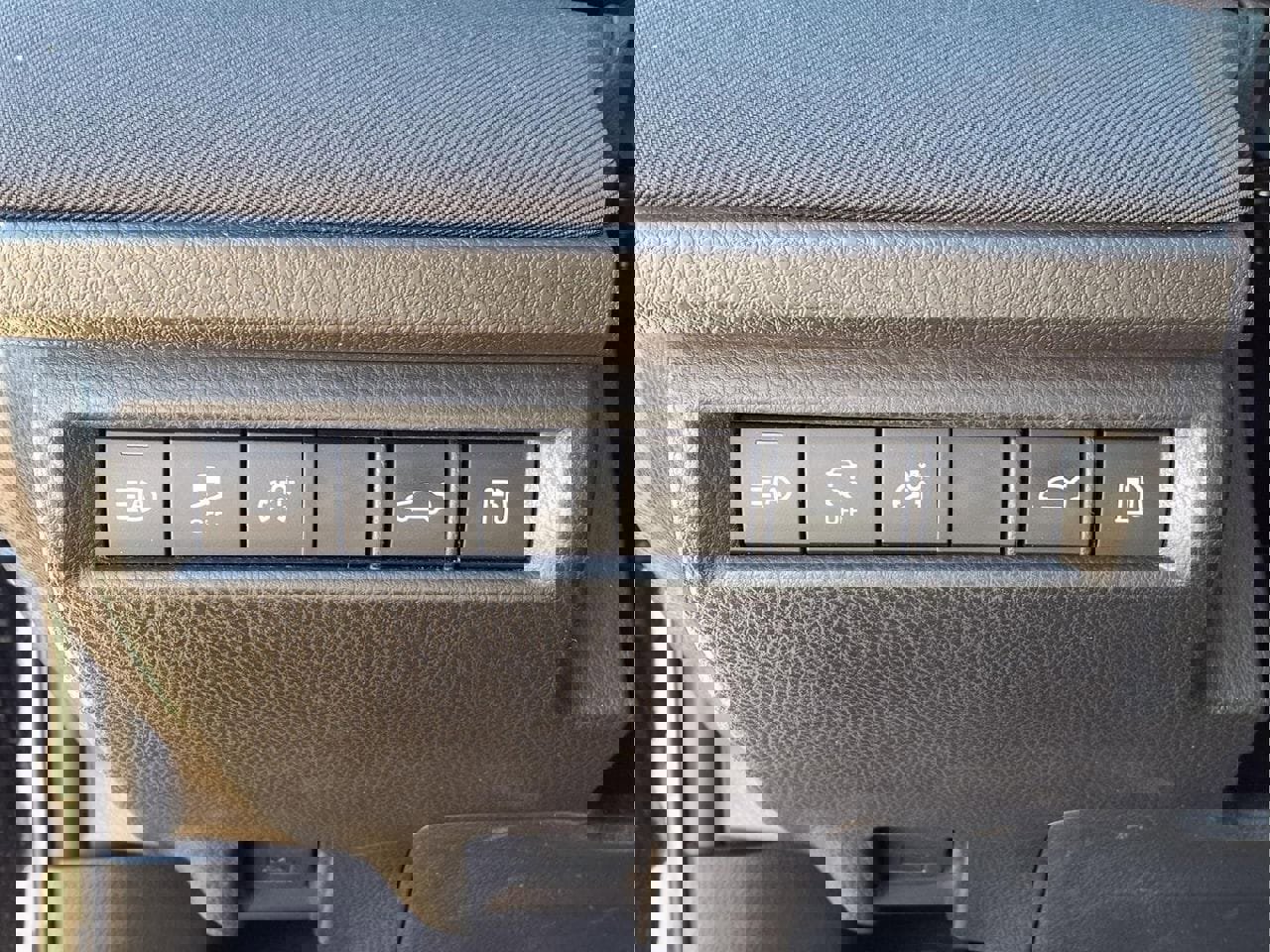 Used 2026 Toyota Camry LE image 15