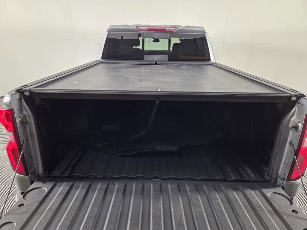 Used 2025 Chevrolet Silverado 1500 RST w/ Convenience Package II AWD/4WD image 32