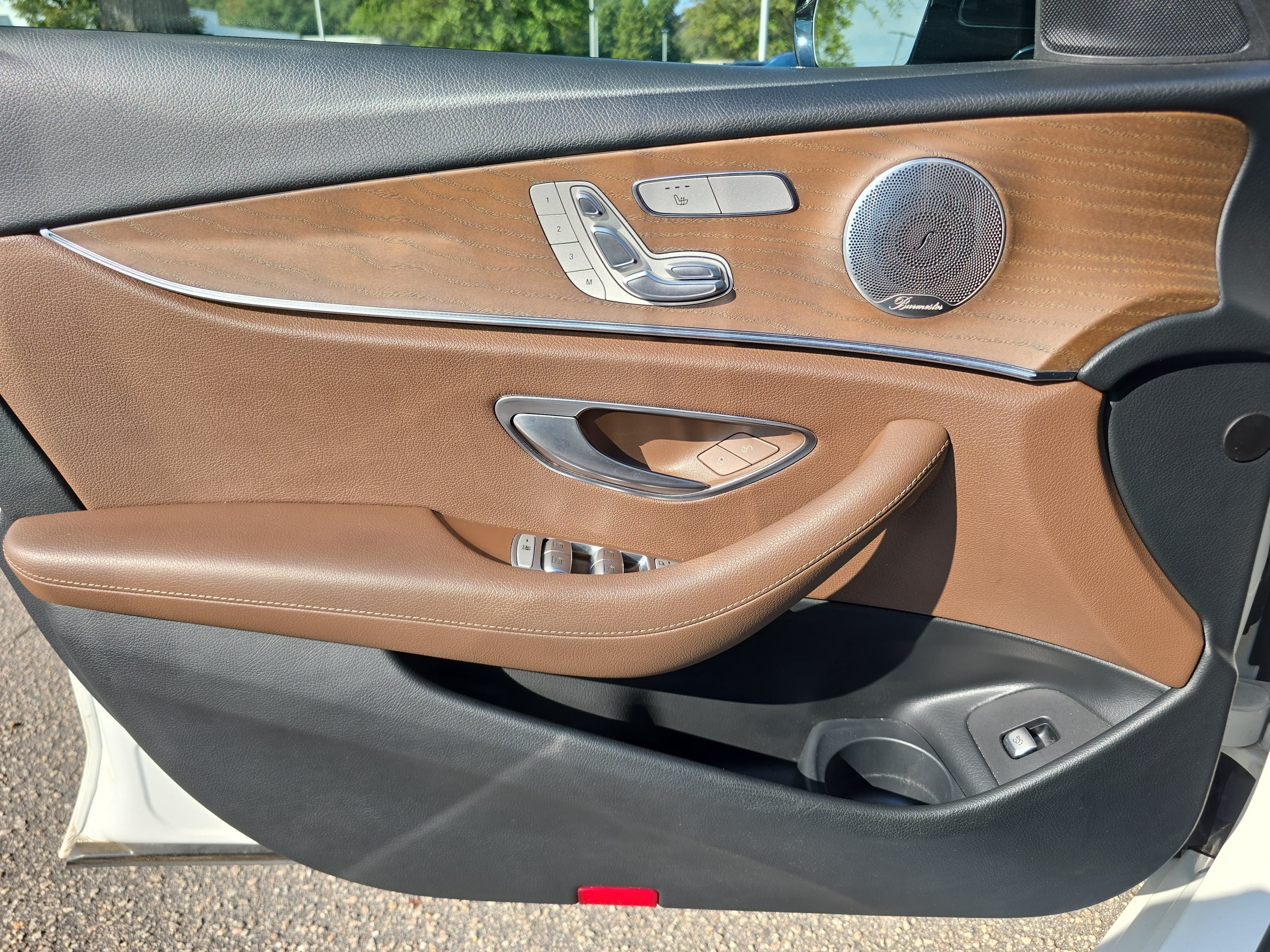Used 2022 Mercedes-Benz E 350 Sedan image 27