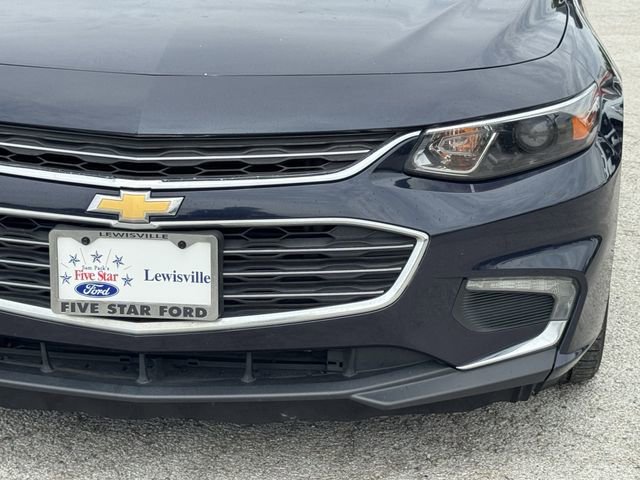 Used 2017 Chevrolet Malibu LT FWD image 10