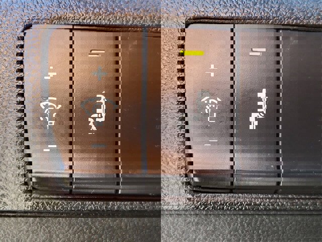 Used 2018 Kia Sportage EX w/ EX Sport Appearance Package image 9