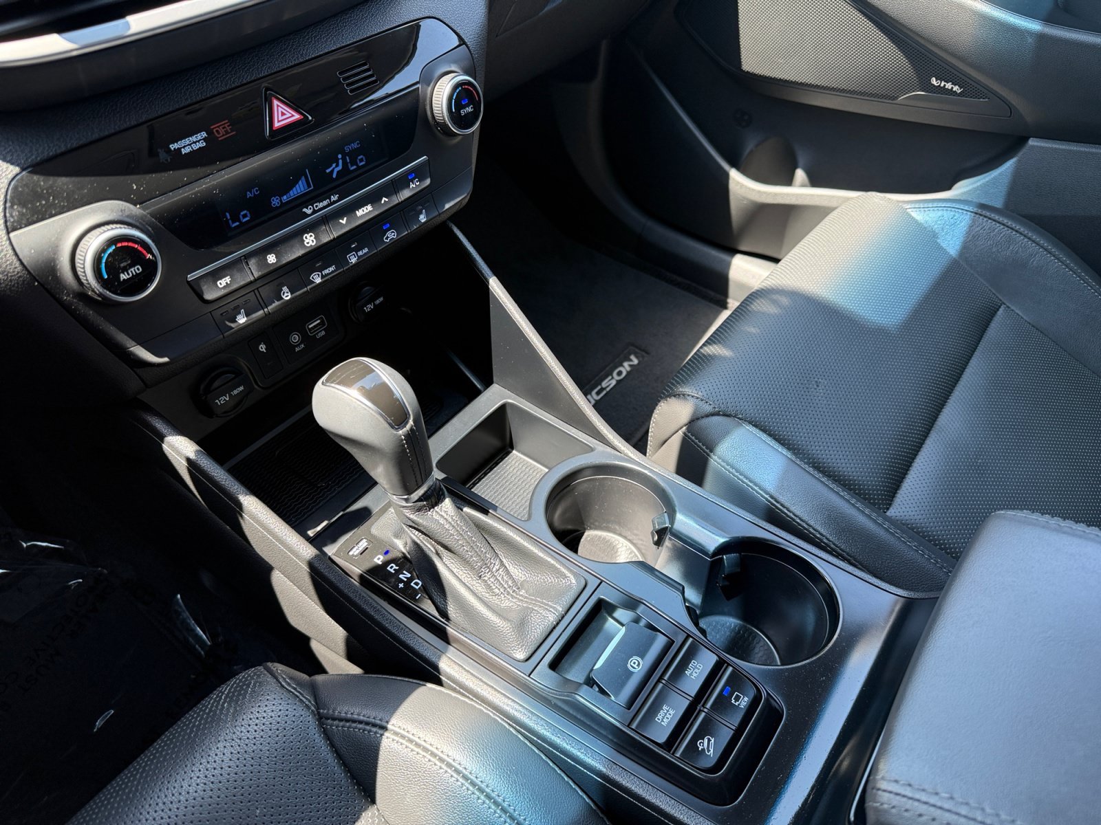 Certified 2021 Hyundai Tucson Limited AWD/4WD image 13