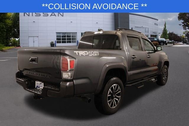 Used 2023 Toyota Tacoma TRD Sport w/ Black Out Package (TMS) image 3