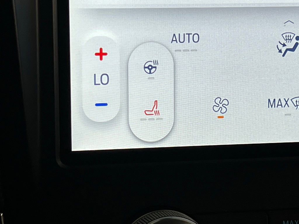 Used 2024 Ford Edge Titanium image 20