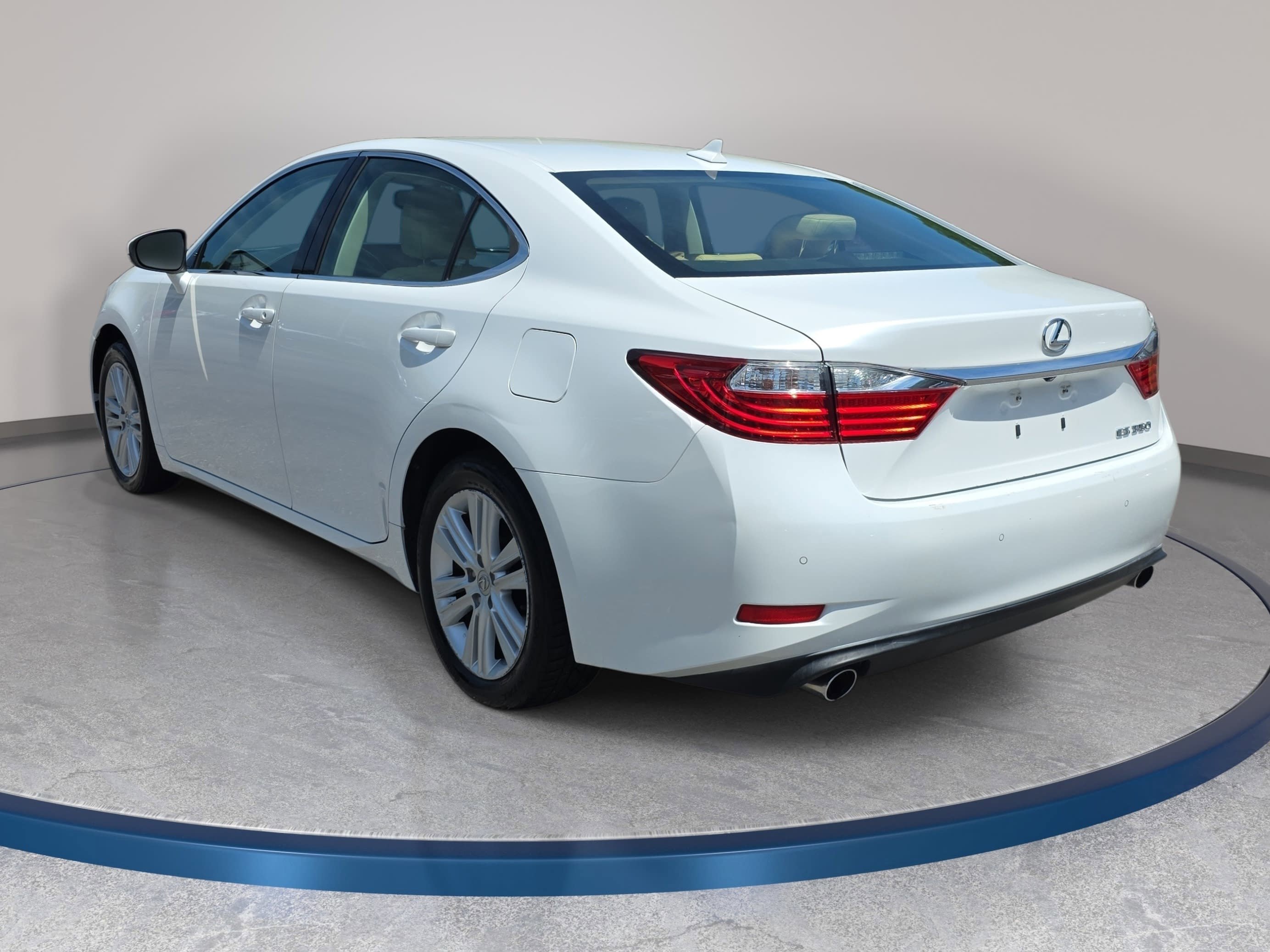 Used 2014 Lexus ES 350 w/ Premium Package FWD image 7