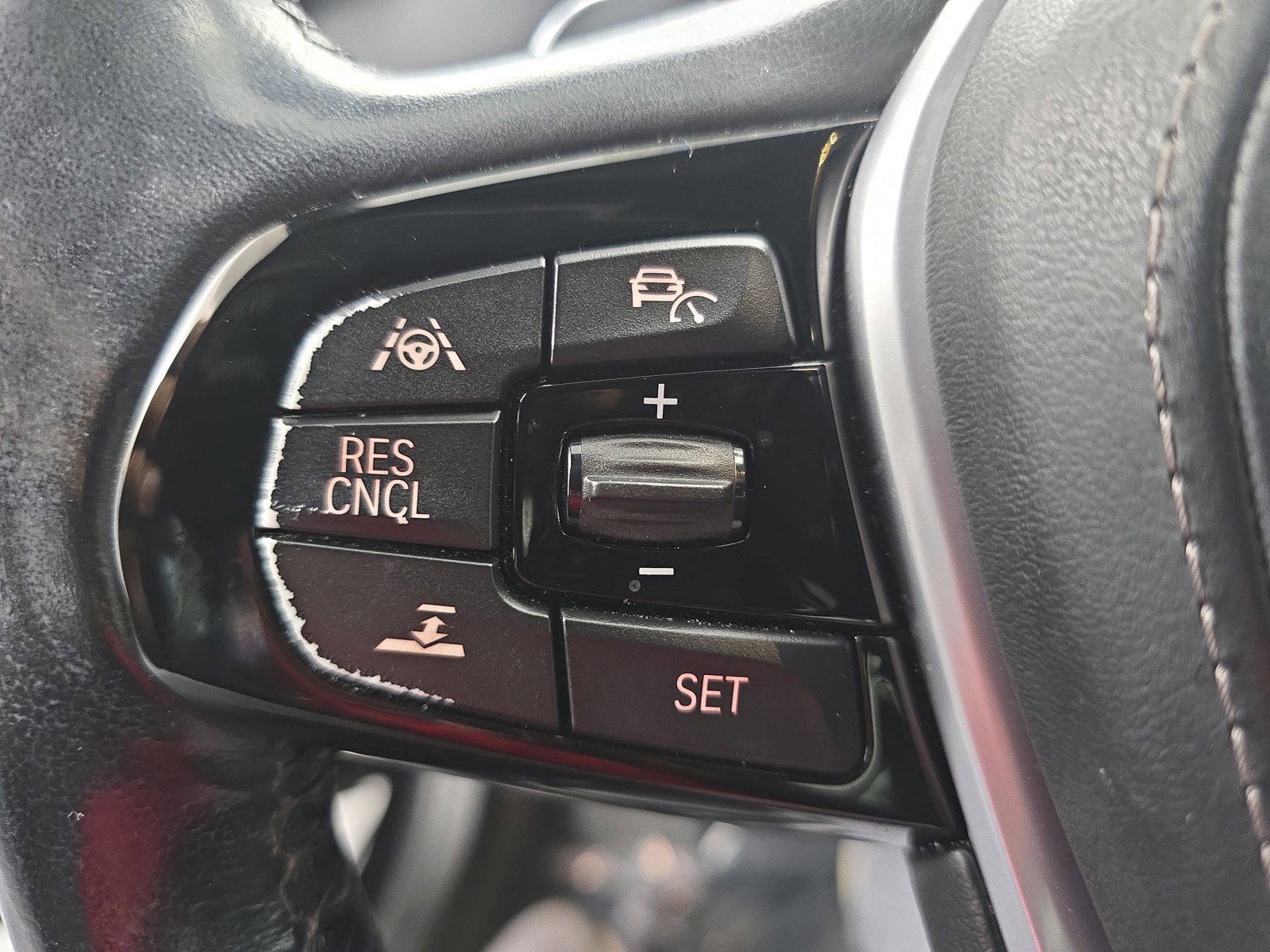 Used 2019 BMW 540i RWD image 37