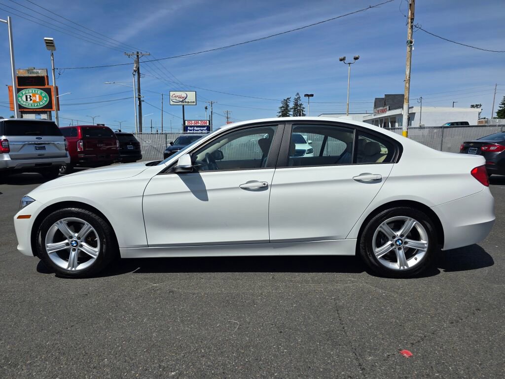 Used 2015 BMW 328i xDrive Sedan AWD/4WD image 9