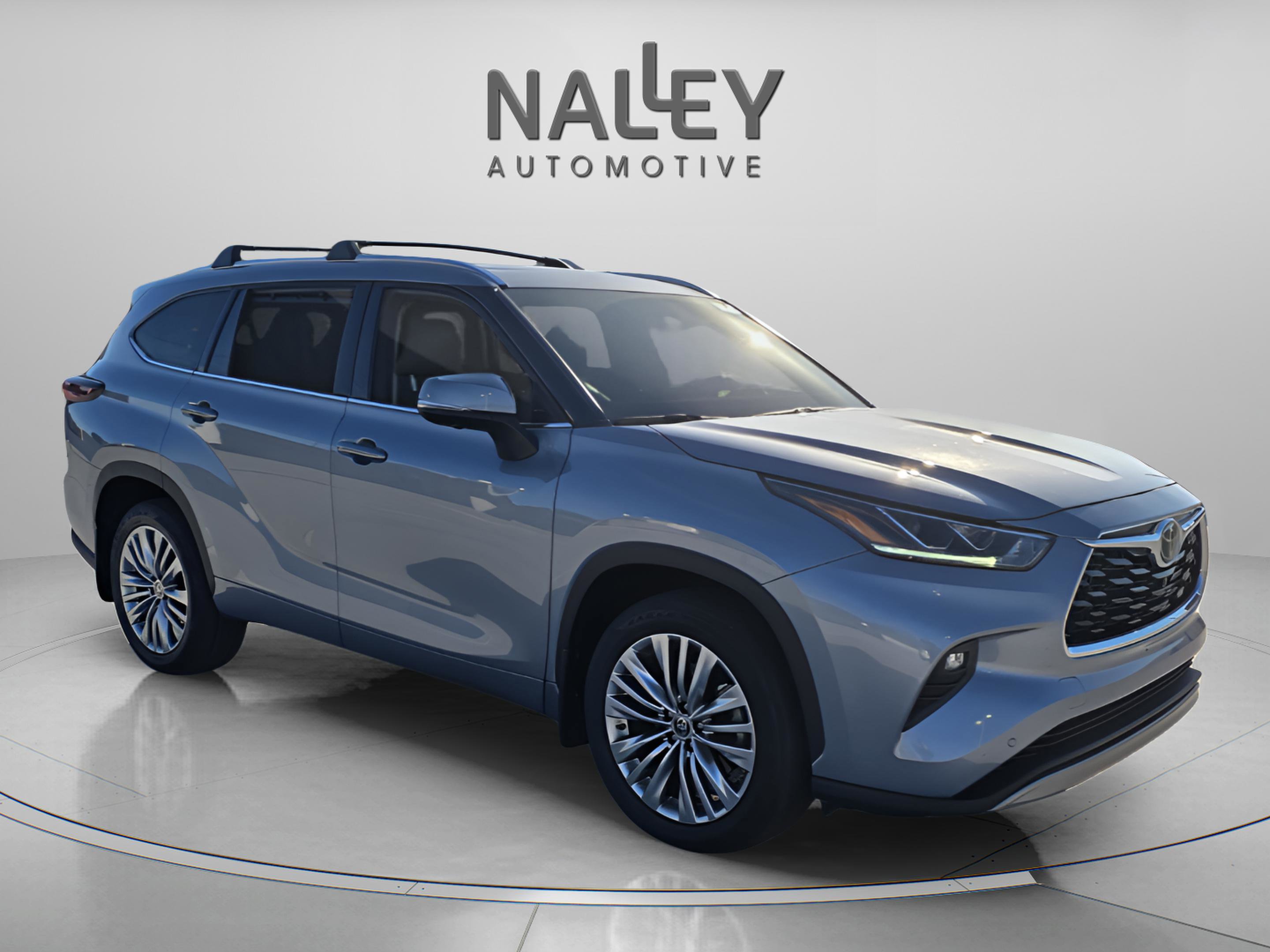 Used 2024 Toyota Highlander Platinum image 7