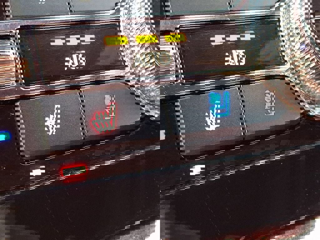 Used 2018 Lincoln Navigator Black Label w/ Cargo Package image 26