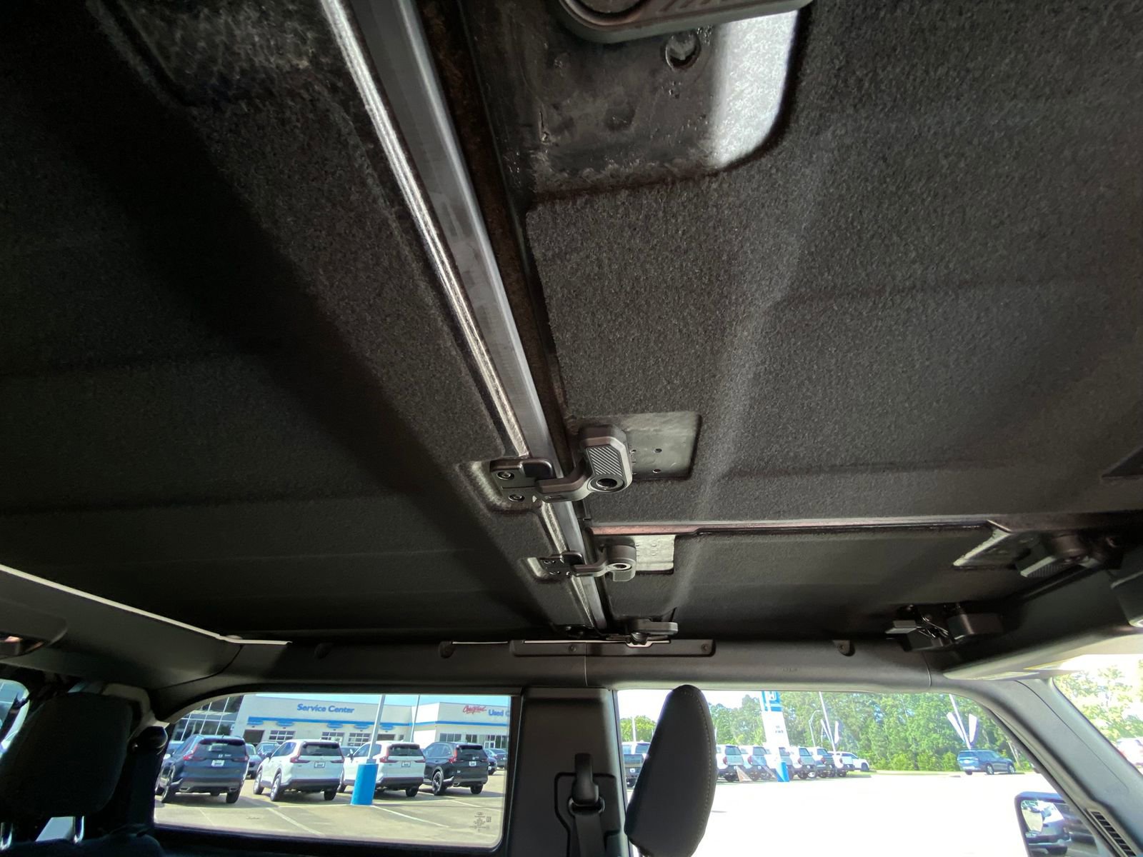 Used 2025 Ford Bronco 2-Door AWD/4WD image 30