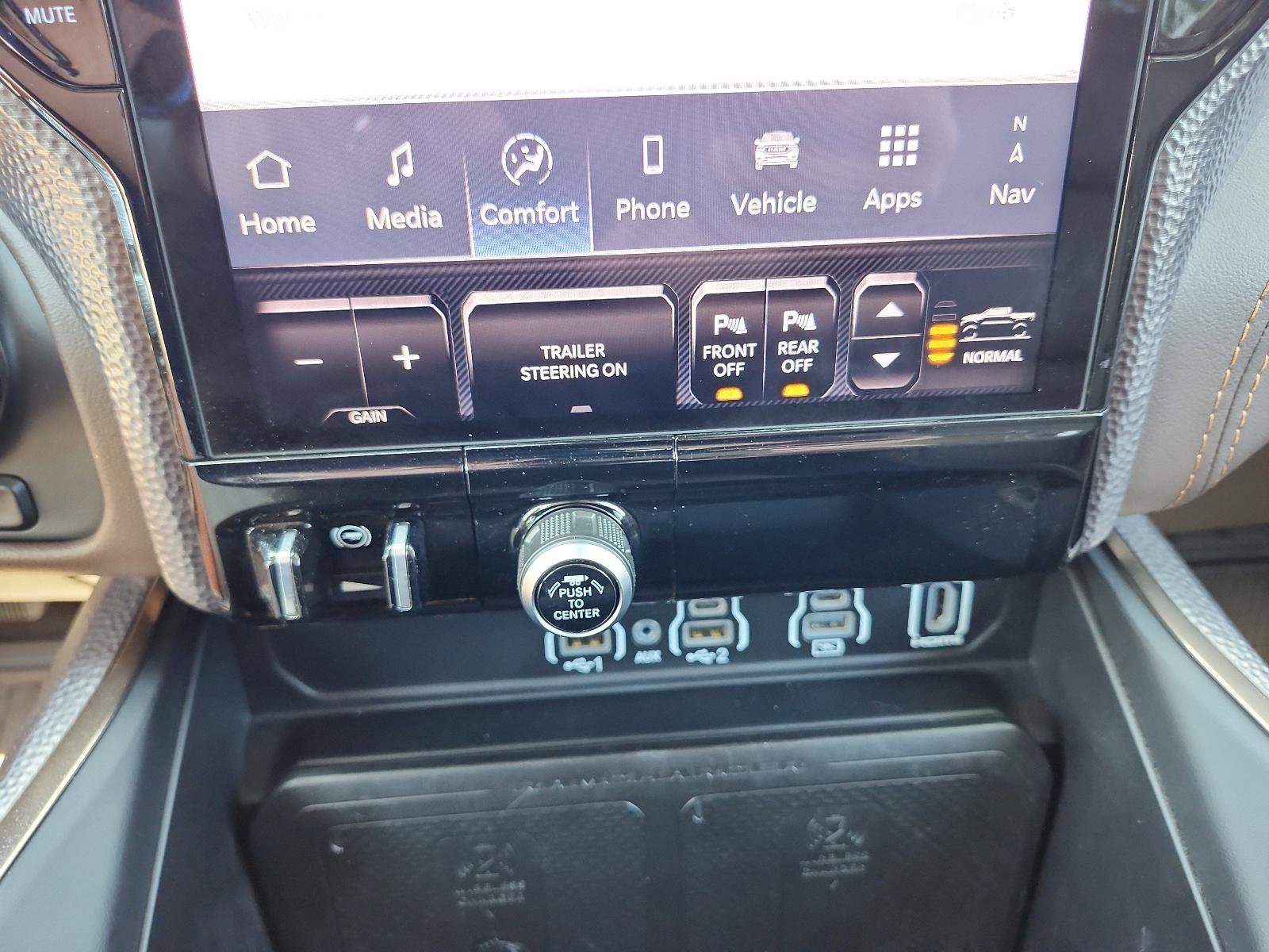 Used 2025 RAM 1500 Limited image 23