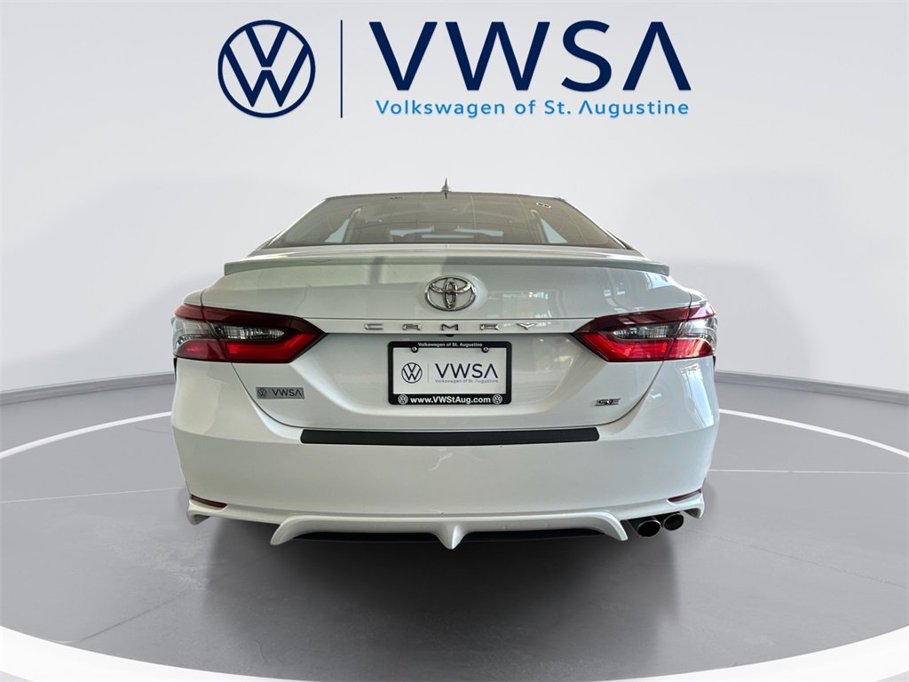 Used 2024 Toyota Camry SE w/ Convenience Package image 7