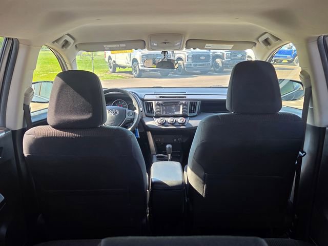 Used 2016 Toyota RAV4 LE AWD/4WD image 12