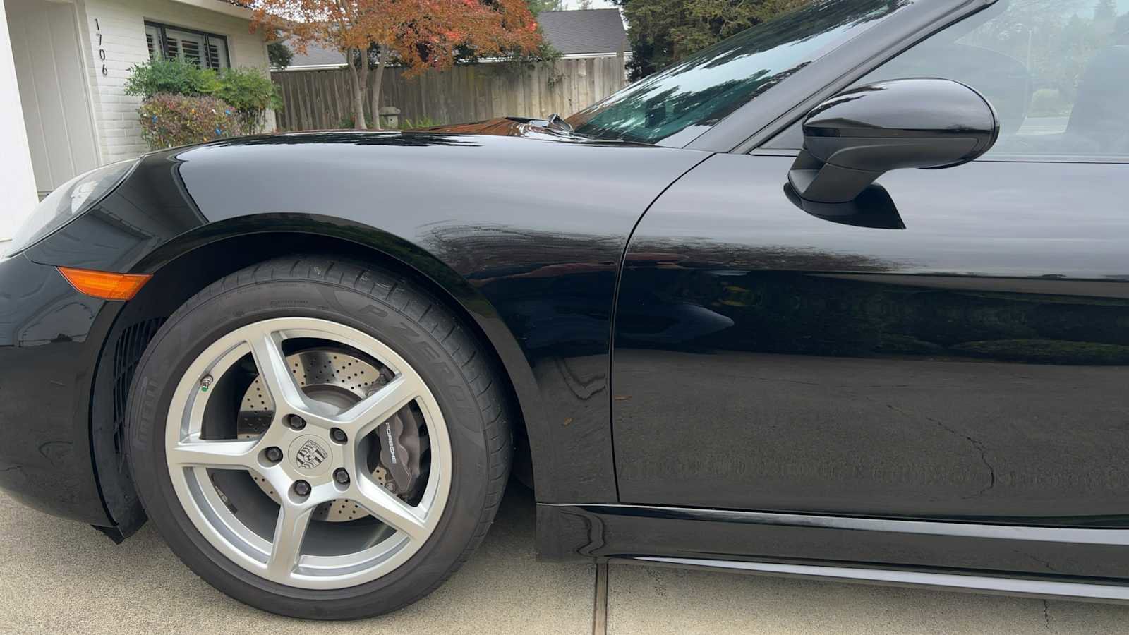 Used 2017 Porsche 718 Boxster image 3